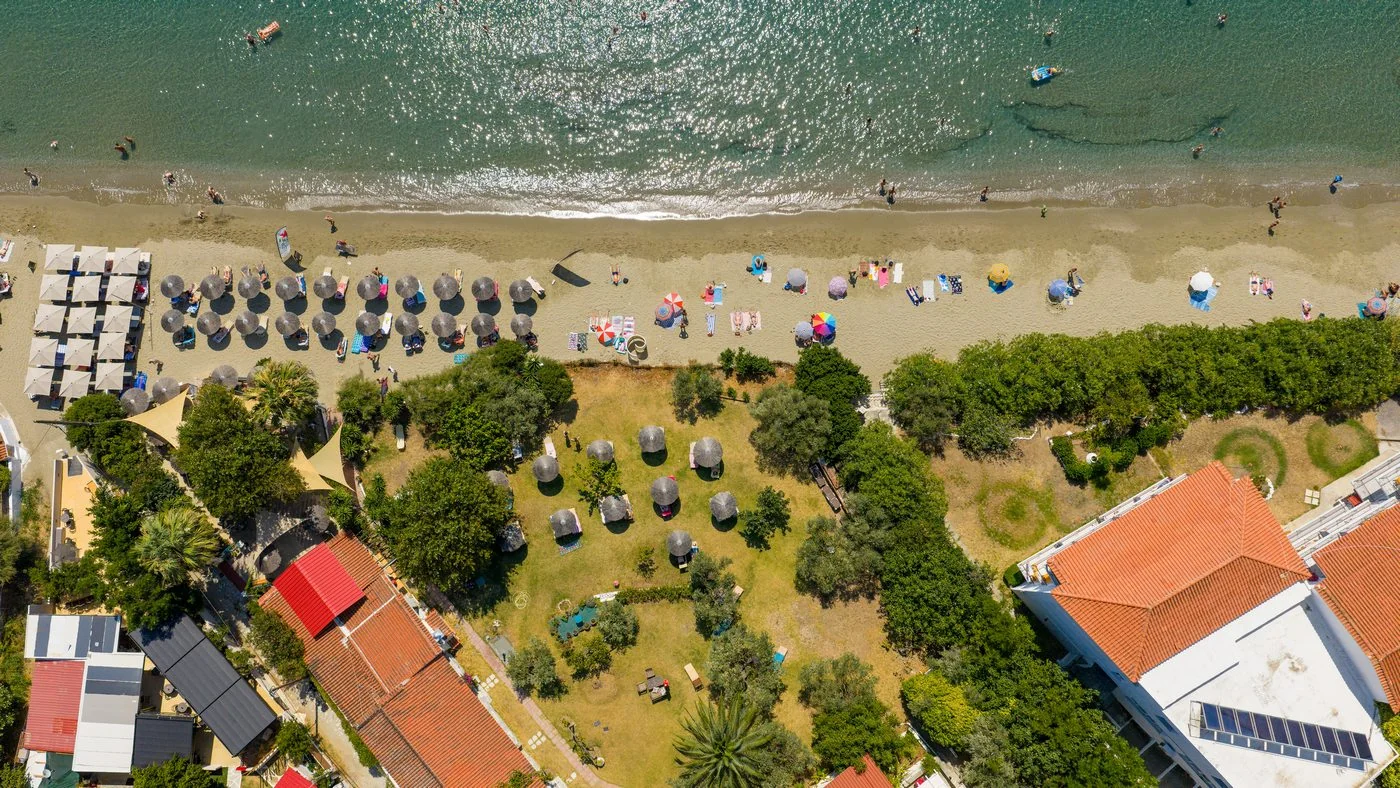 Overhead view of the garden, beach and sea
